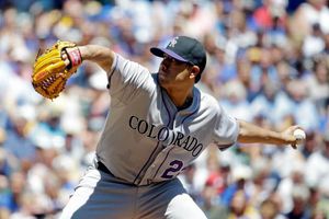 De la Rosa supera a Gallardo en triunfo de Rockies