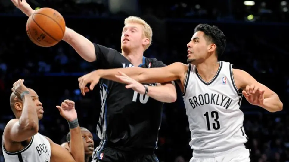 Jorge Gutiérrez colabora en triunfo de Nets sobre Minnesota