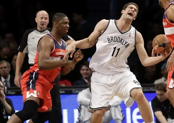 Brook López podría perderse toda la temporada por fractura