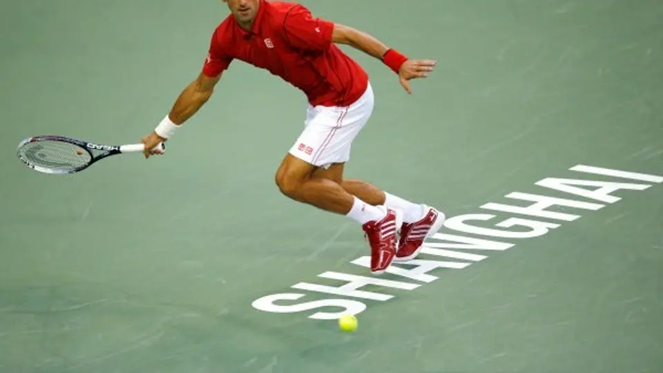 Djokovic avanza a la Final de Shanghai
