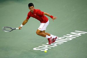 Djokovic avanza a la Final de Shanghai