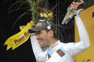 Riblon se impone en Alpe d'Huez