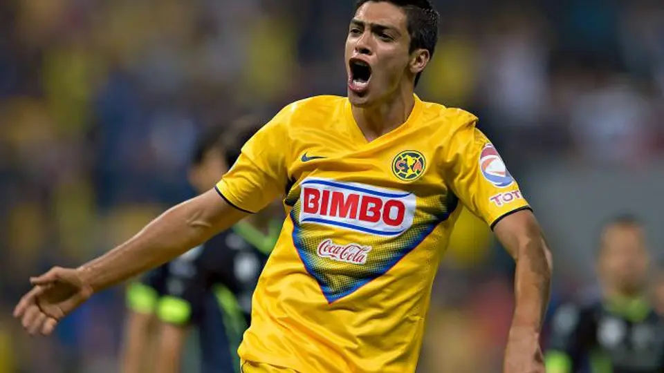 Horas cruciales para el futuro de Raúl Jiménez