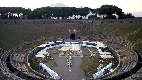 Debate por el alquiler de monumentos históricos en Italia...