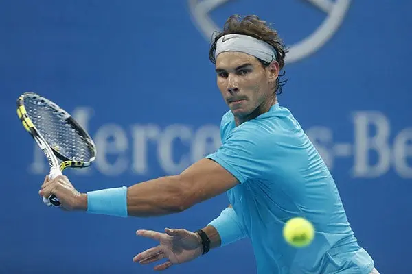 Nadal derrota fácilmente a Giraldo en Beijing