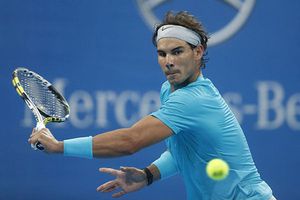 Nadal derrota fácilmente a Giraldo en Beijing