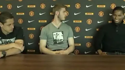 De Gea y Valencia, contentos por tener a Chicharito en United