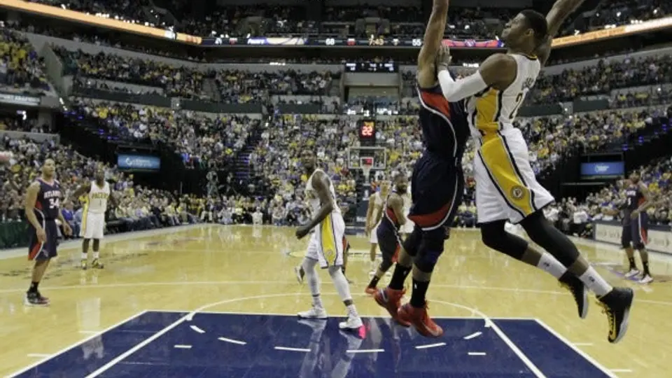 Pacers triunfa en el primero por la Conferencia Este