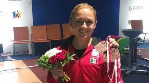 Carolina Valencia consigue tres bronces en el Mundial de Pesas