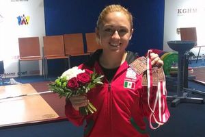 Carolina Valencia consigue tres bronces en el Mundial de Pesas
