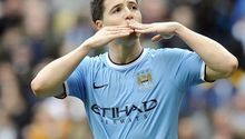 Novia de Nasri explota en Twitter contra Deschamps