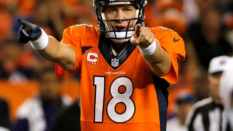 Broncos 'galopan' a ritmo de 90 puntos y 926 yardas totales