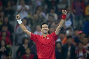 Djokovic logra cómodo pase a Semifinales de Beijing