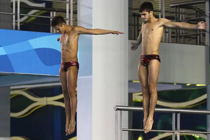 Medallistas olímpicos de Londres califican a Mundial de Natación