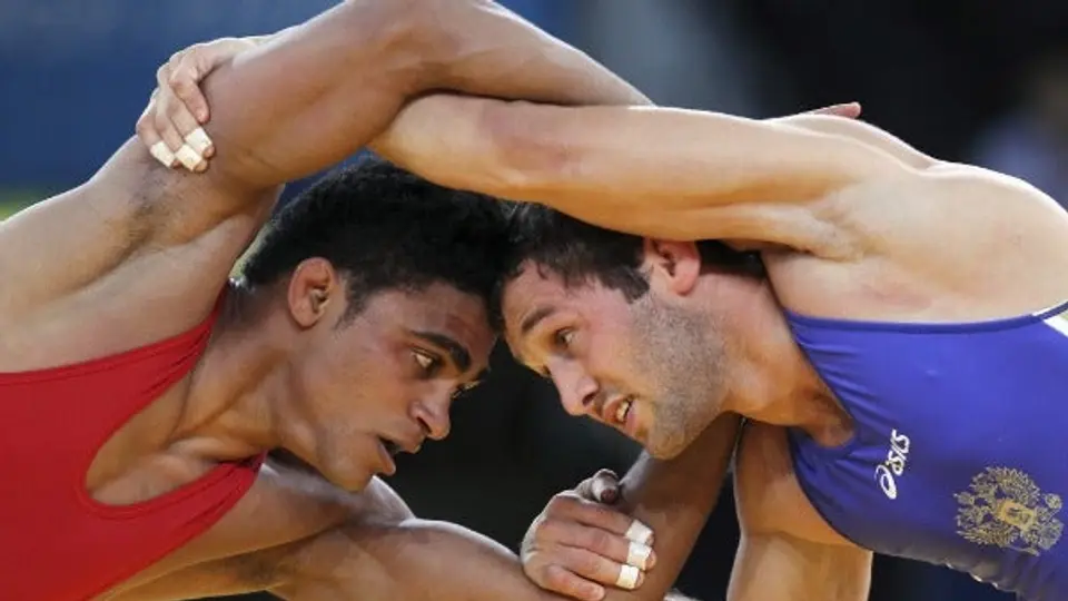 Lucha grecorromana vuelve a ser deporte olímpico para 2020
