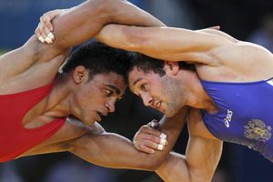 Lucha grecorromana vuelve a ser deporte olímpico para 2020