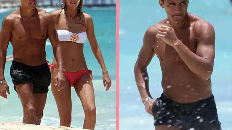 Alexis Sánchez disfruta el Caribe mexicano