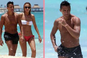 Alexis Sánchez disfruta el Caribe mexicano