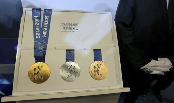 Presentan medallas para los JO de  Sochi 2014