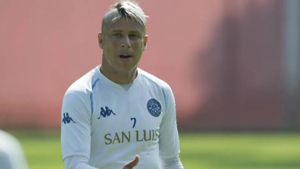 Chivas va por el Bofo Bautista