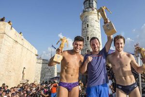 Paredes, plata en Serie Mundial de Clavados de Altura