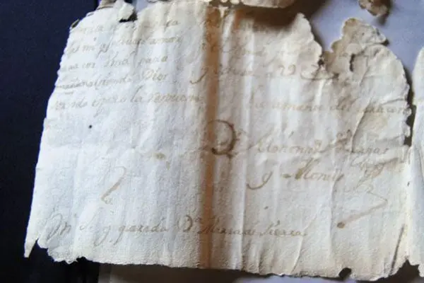 Encuentran carta de 300 años de antigüedad en España