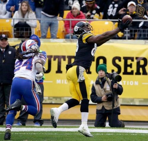 Los Acereros vencieron 23-10 a los Bills | AP