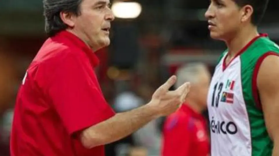 Valdeolmillos, ratificado como entrenador de la Selección Mexicana de Basquetbol