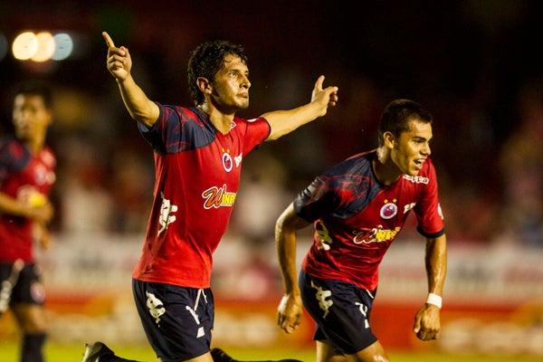 Ángel Reyna festeja su tanto | FOTO: Daniel Gámez