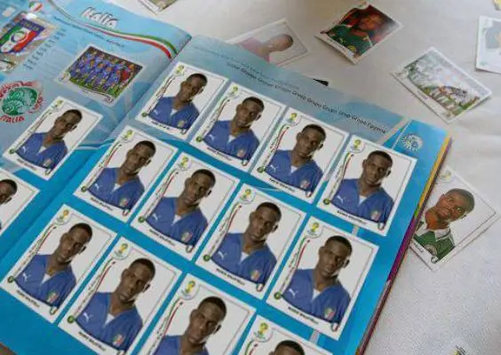 Panini de Balotelli lleno con sus fotos | ESPECIAL