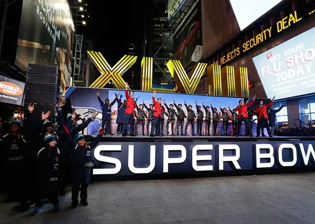 Se inaugura el 'Super Bowl Boulevard'