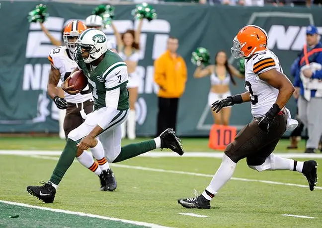 Smith luce en triunfo de Jets sobre Cleveland