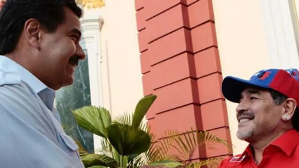 Maradona muestra apoyo al gobierno de Venezuela