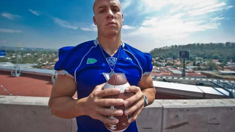 Shayne Skov brilla con Stanford y está en la mira de la NFL