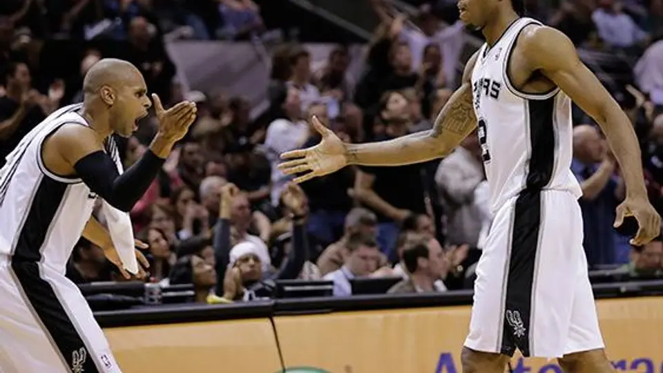 Spurs se instala en la Final del Oeste
