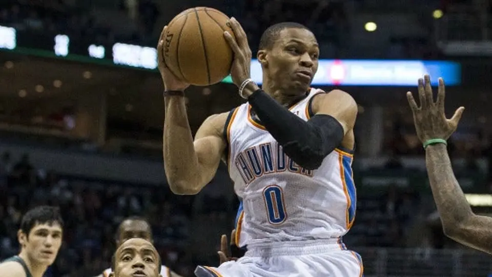 Westbrook se pierde playoffs por lesión en la rodilla