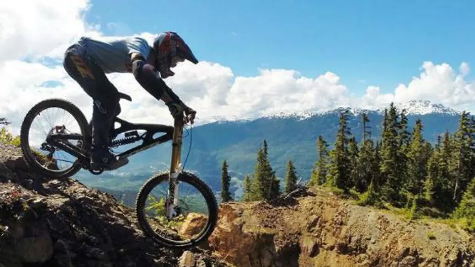 Adrián Martínez, listo para Crankworx 2014