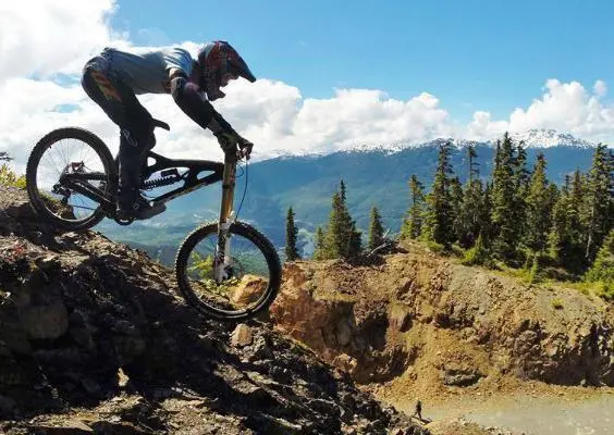 Adrián Martínez, listo para Crankworx 2014