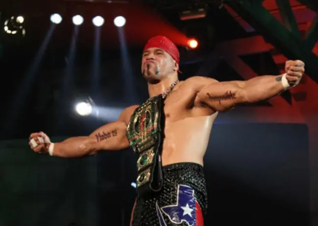 TNA decide no renovar el contrato de Hernández