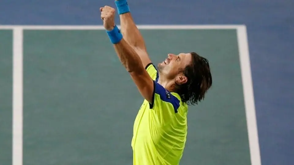 Ferrer vence a Nadal en 'Semis' del Masters de París