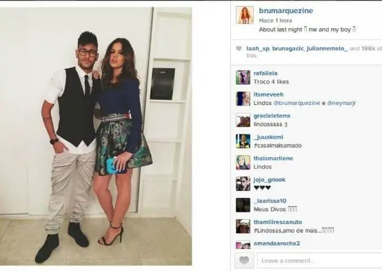 Neymar acompaña a su novia a grabación de una serie