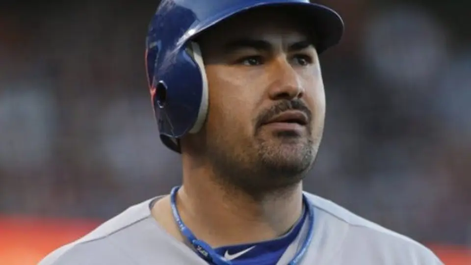 Adrián González, deportista mexicano mejor pagado