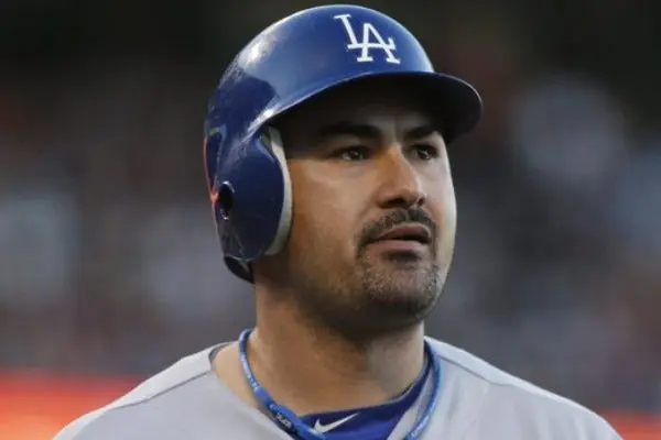 Adrián González, deportista mexicano mejor pagado