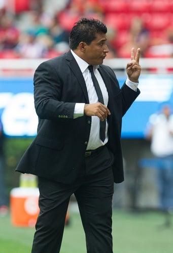 El 'Turco' Asad hizo varias señales a la banca de los Zorros | STRAFFON