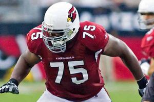 Levi Brown jugará con Pittsburgh