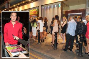 Red Devils salen de fiesta tras derrota con el Chelsea