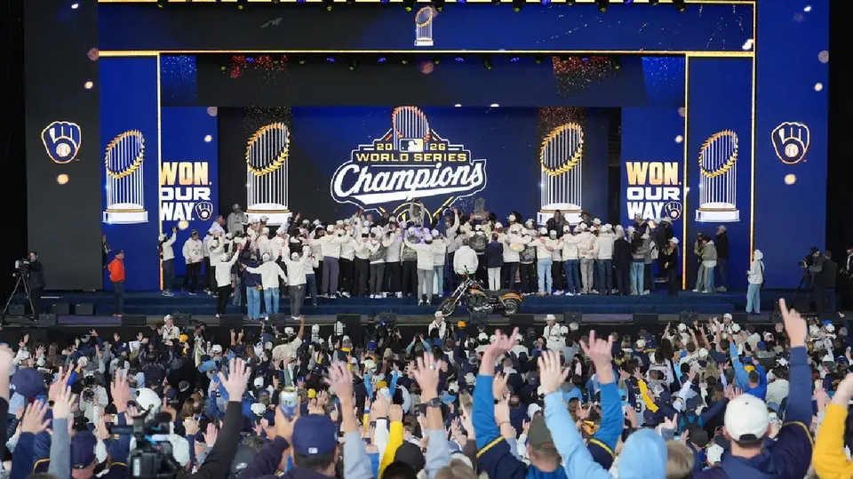 Festejos en Milwaukee tras la Serie Mundial | AP