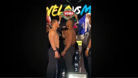 Así fue el careo entre Canelo y Mbilli