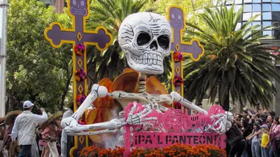 Desfile de Día de Muertos 2026 en CDMX: ¿a qué hora empieza HOY 31 de octubre y qué calles estarán cerradas?