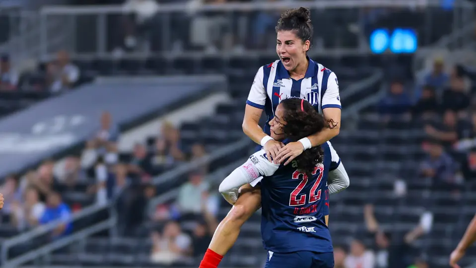 Rayadas de Monterrey, en festejo de gol ante Pumas | IMAGO7